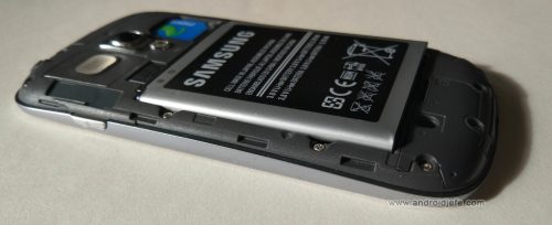 Inflated battery of a Samsung Galaxy S3 mini