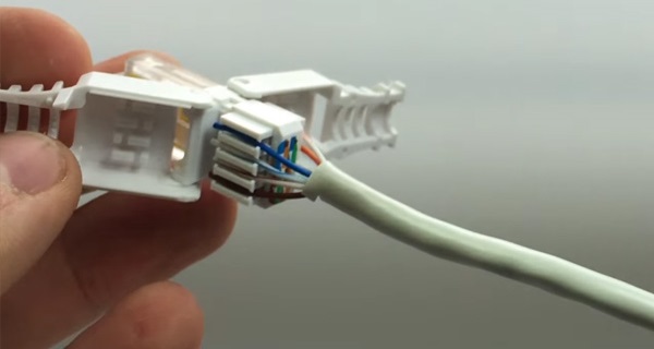 Connecting the wires of the cable in the connector