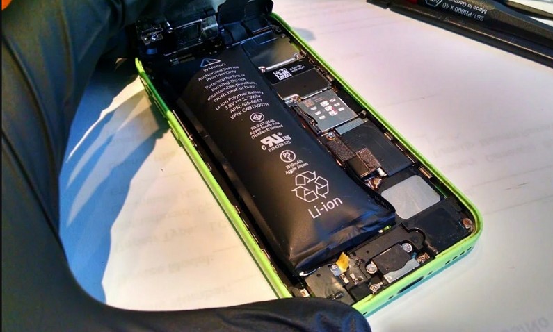 Bloated battery in your phone