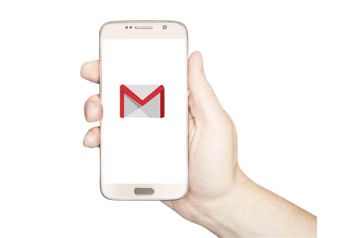 What happens if I uninstall Gmail from my mobile 1