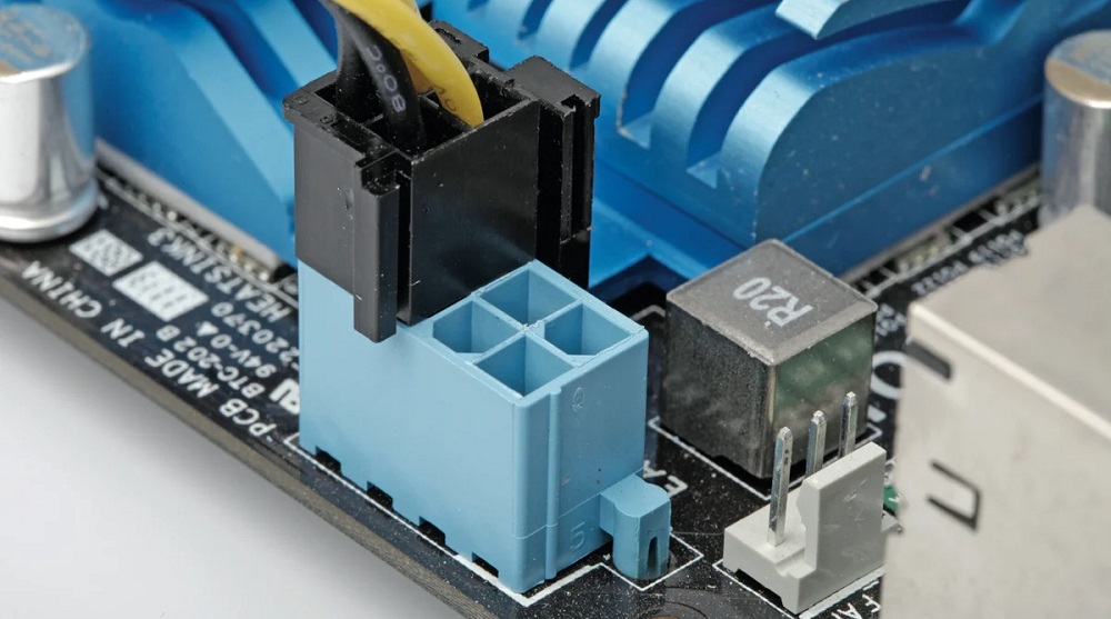 EATX12V connector on the motherboard
