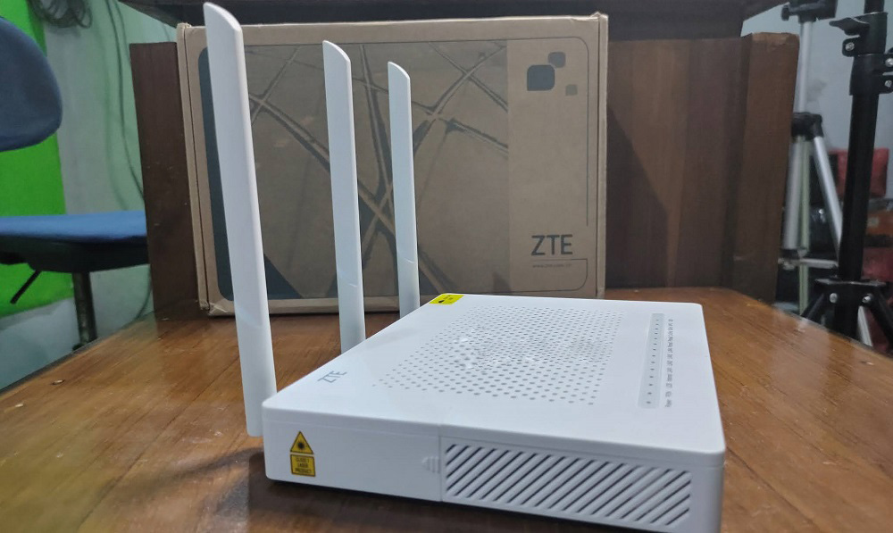 Router ZTE F670