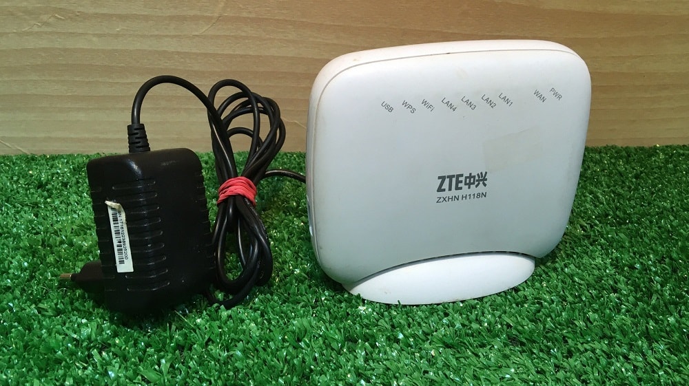Router ZTE ZXHN H118N